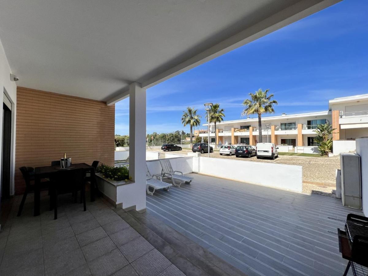 Albufeira Garden Villa With Pool By Homing Zewnętrze zdjęcie